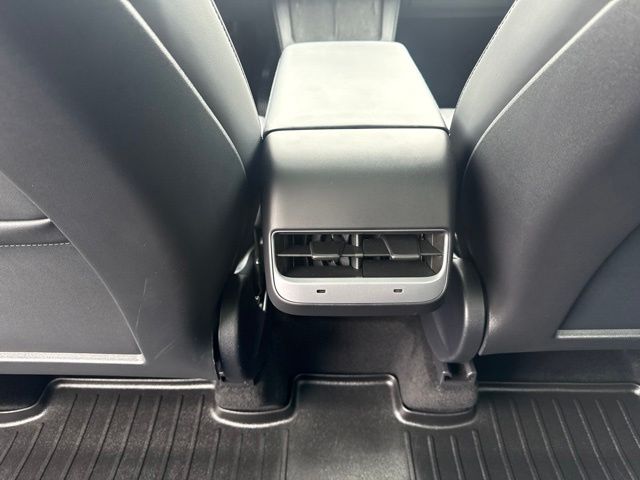 Used 2022 Tesla Model Y SUV