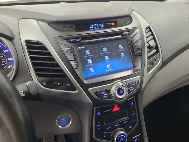 2014 – Hyundai – Elantra
