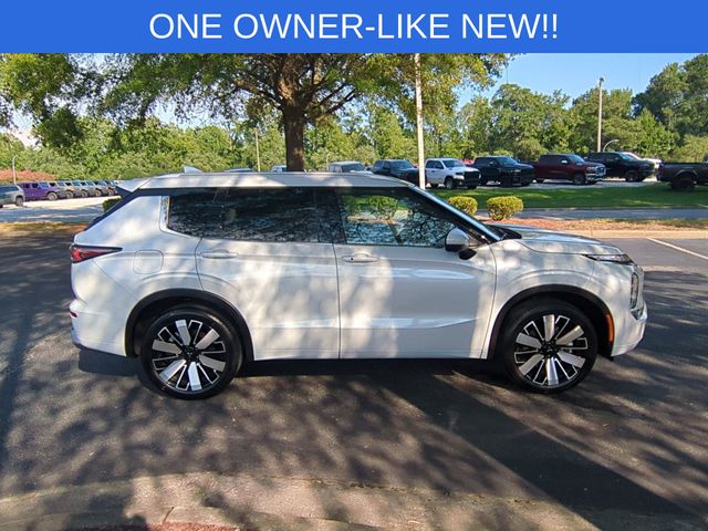 Used 2025 White Mitsubishi SEL image 6