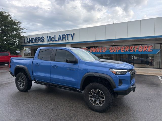 Reef Blue Metallic 2025 Chevrolet Colorado ZR2 Crew Cab 4WD Pickup Truck Four-Wheel Drive 8-Speed Automatic