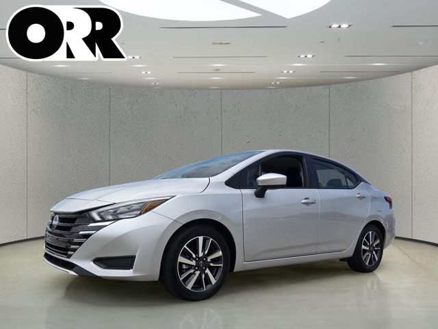 Brilliant Silver Metallic 2025 Nissan Versa Sedan Front-Wheel Drive Continuously Variable Transmission