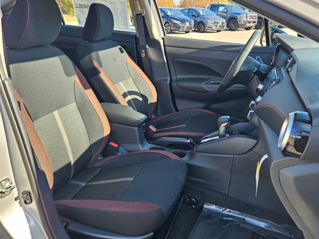 New 2025 Silver Nissan 1.6 SR image 17