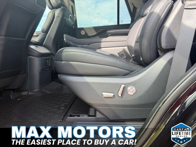 Used 2025 Lincoln Navigator SUV