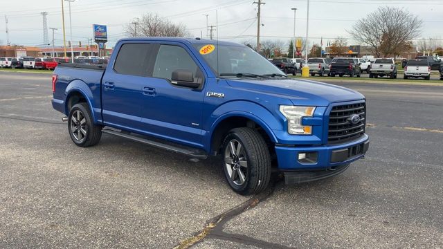 2017 Ford F-150 XLT 2