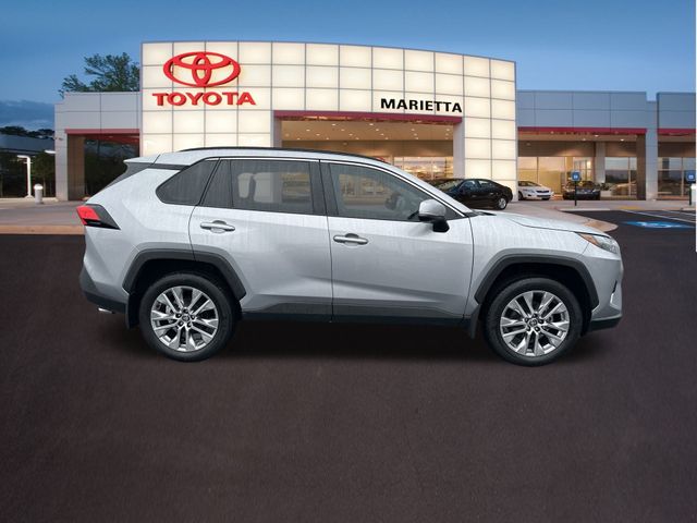 2024 Toyota RAV4 XLE Premium 32