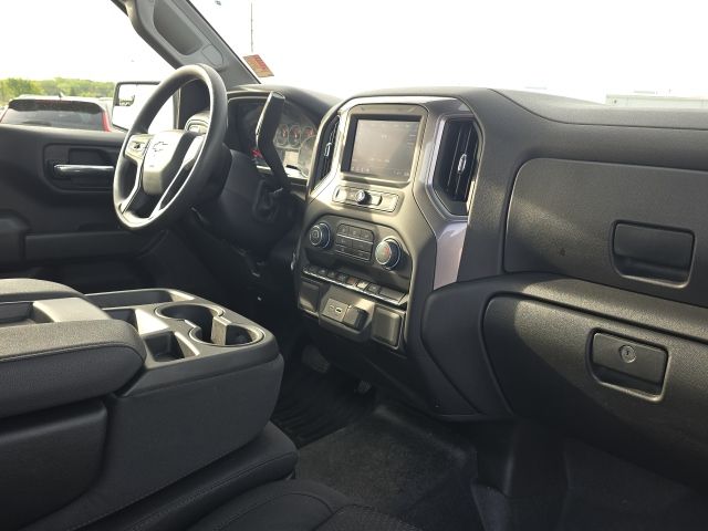 2025 Chevrolet Silverado 1500 WT:C02607