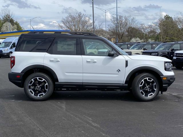 2024 Ford Bronco Sport Outer Banks 23