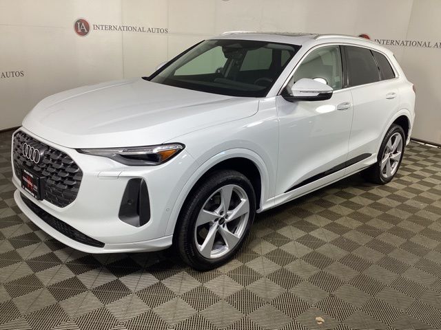 2025 Audi Q5 quattro Premium Plus 40 TFSI