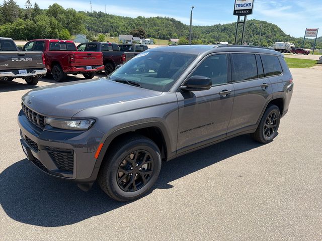 Baltic Gray Metallic Clearcoat 2026 Jeep Grand Cherokee L SUV / Crossover Four-Wheel Drive 8-Speed Automatic