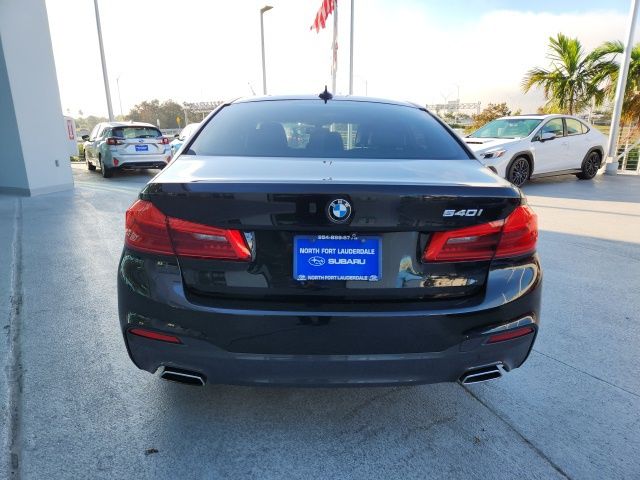 2019 BMW 5 Series 540i 11