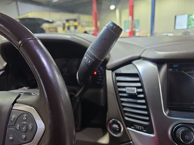 Used 2020 Black Chevrolet Premier image 27