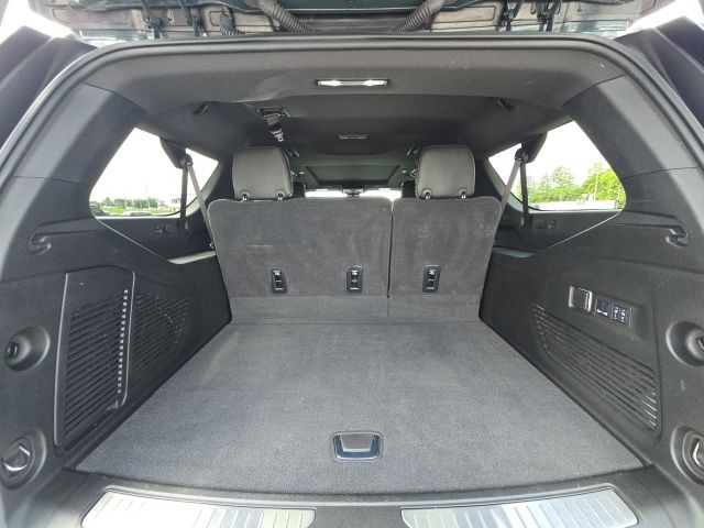 2025 GMC Yukon XL AT4 Ultimate:C02706