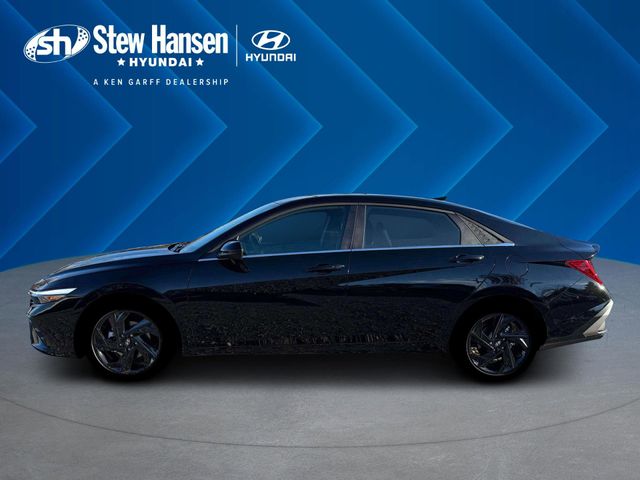 New 2026 Black Hyundai SEL Sport image 3