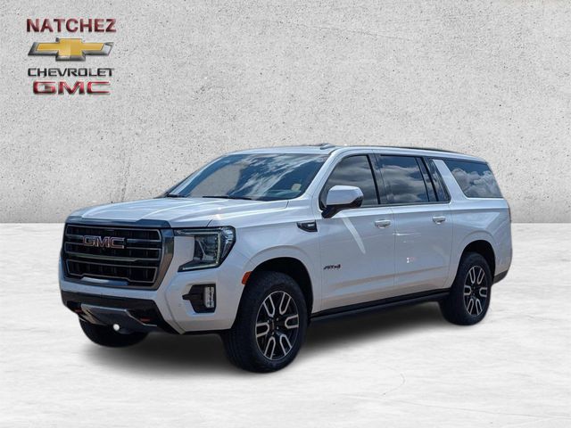White Frost Tricoat 2023 GMC Yukon XL SUV / Crossover Four-Wheel Drive