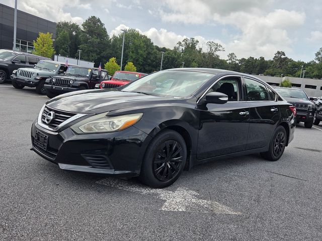 Used 2017 Nissan Altima Sedan