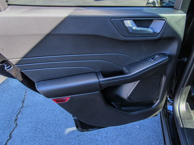 2026 Ford Escape ST-Line:168230