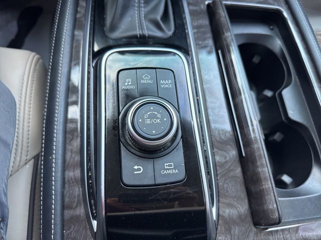 Used 2024 Black Nissan Platinum image 24