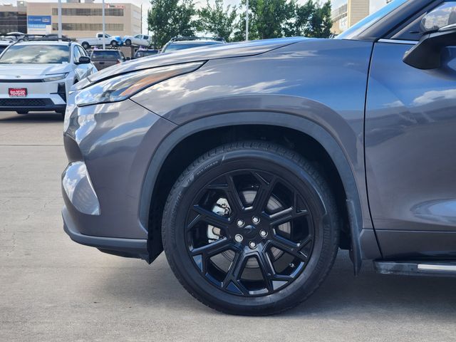 2024 Toyota Highlander LE Gray at Toyota of Victoria