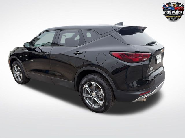 View vehicle photo 4