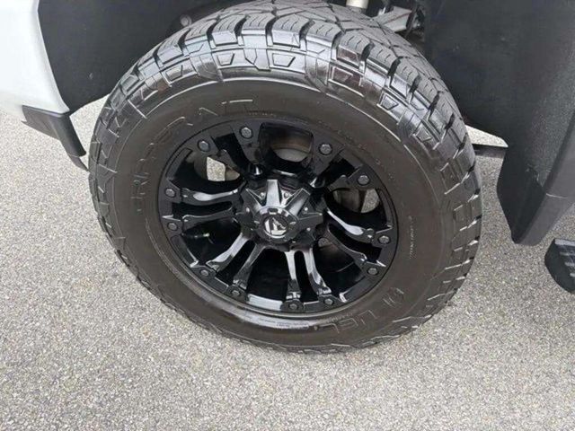 ChevroletSilverado 2500HD38