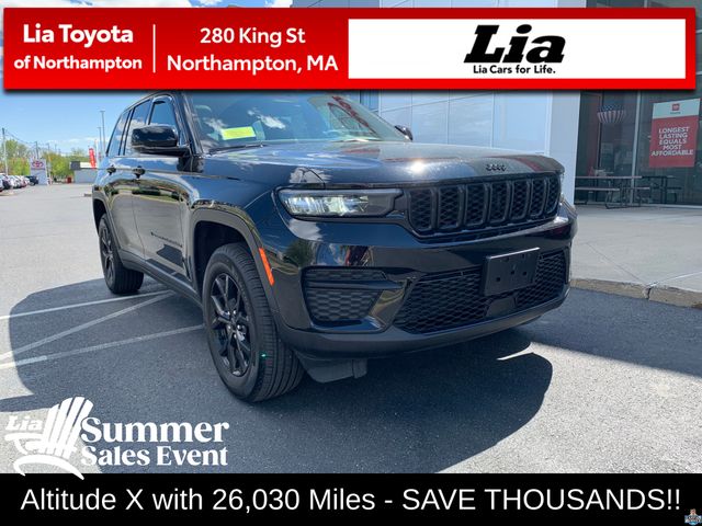 Diamond Black Crystal Pearlcoat 2024 Jeep Grand Cherokee Altitude X 4WD SUV / Crossover Four-Wheel Drive 8-Speed Automatic