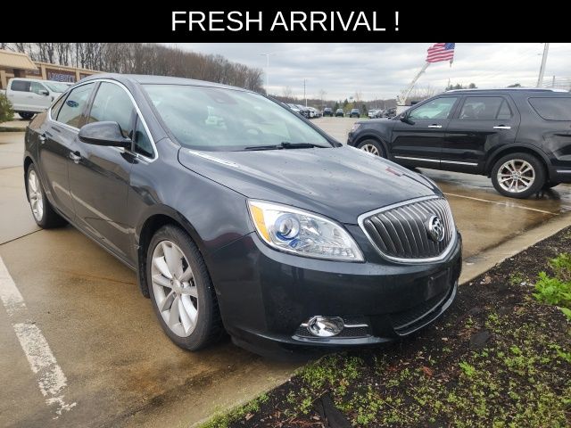 Smokey Gray Metallic 2014 Buick Verano Leather FWD Sedan Front-Wheel Drive 6-Speed Automatic Overdrive