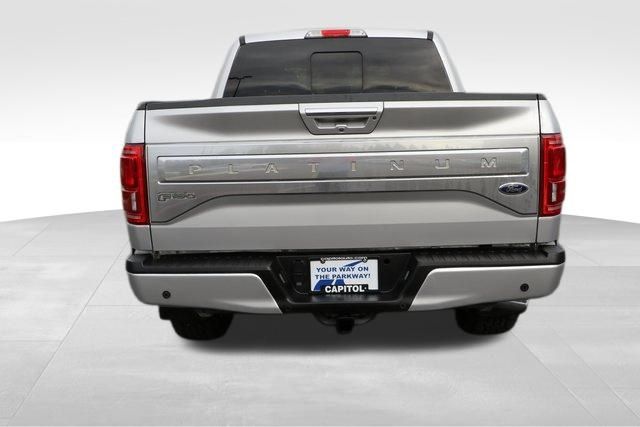 2015 Ford F-150 Platinum 22