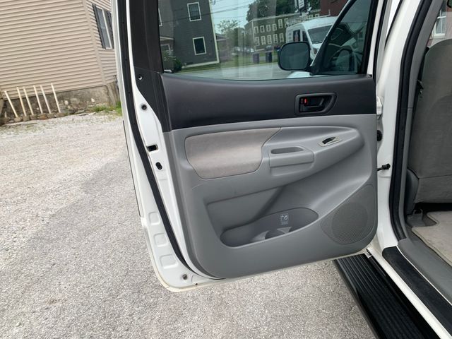 Used 2006 Toyota Tacoma Truck