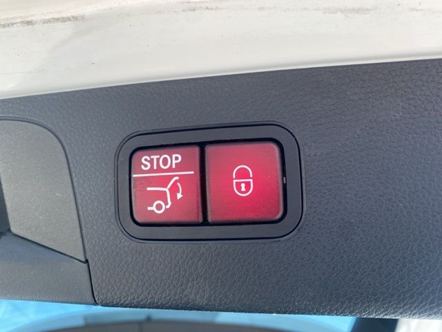 Used Car 2017 Mercedes-benz Glc  Glc 300 For Sale Under $20,000 In San Antonio, Texas