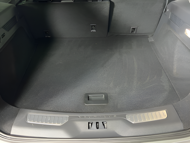 used 2024 Lincoln Nautilus car, priced at $50,500