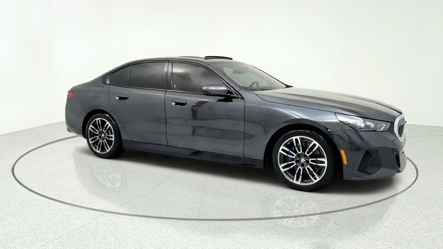 Gray (Dark Graphite Metallic) 2026 BMW 5 Series Sedan Rear-Wheel Drive 8-Speed Automatic