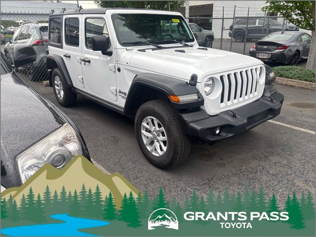 Bright White Clearcoat 2020 Jeep Wrangler Unlimited Sport S 4WD SUV / Crossover Four-Wheel Drive 6-Speed Manual