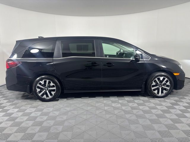 Used 2025 Honda Odyssey Van