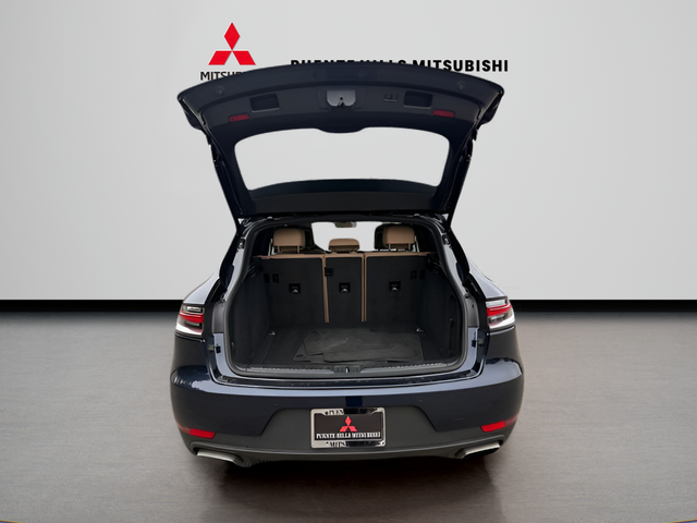 2021 Porsche Macan Base - Photo 9