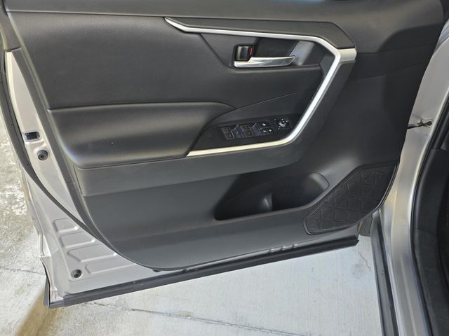 Used 2022 Toyota RAV4 SUV
