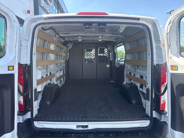Used 2025 White Ford Base image 5