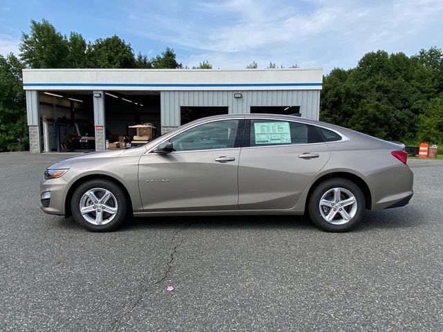 2024 Chevrolet Malibu LS 2