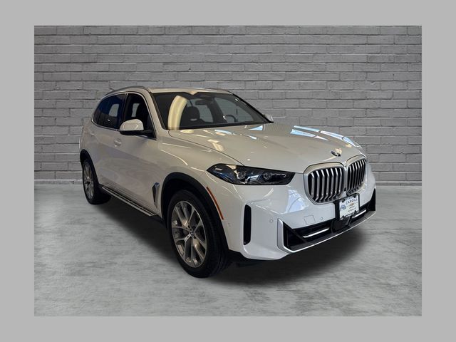 Alpine White 2026 BMW X5 SUV / Crossover All-Wheel Drive 8-Speed Automatic