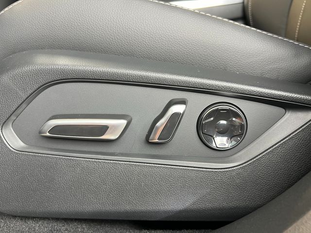 2026 Acura RDX Base - Liquid Carbon Metallic exterior view 15