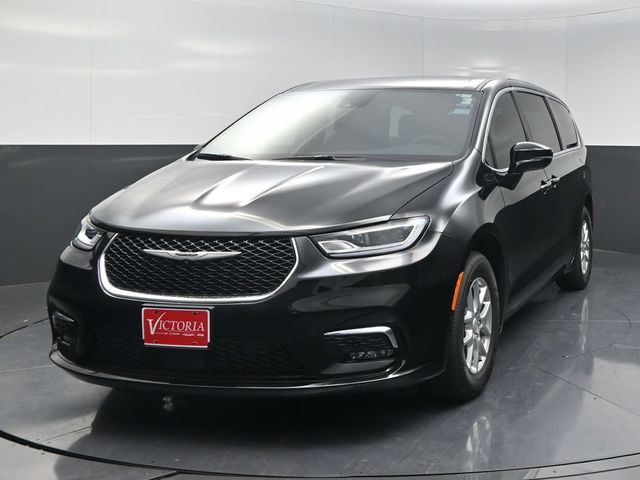 2026 Chrysler Pacifica Select - 2