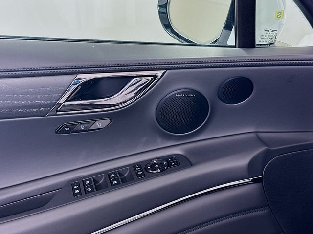 Thumbnail: 2026 Genesis GV80 - 20