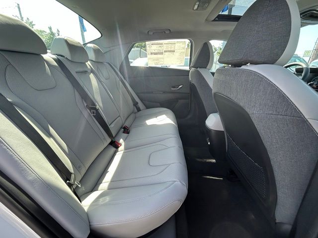 HyundaiElantra6