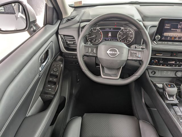 2025 Nissan Rogue SV photo