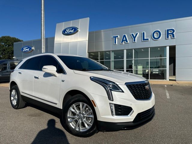 Crystal White Tricoat 2022 Cadillac XT5 SUV / Crossover Four-Wheel Drive 9-Speed Automatic