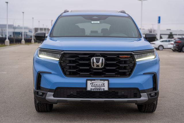 2025 Honda Pilot TrailSport 2