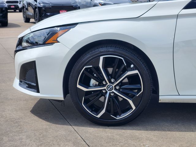 2026 Nissan Altima 2.5 SR White at Don McGill Toyota