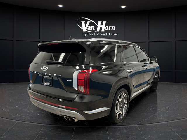 Used 2025 Abyss Black Pearl Hyundai Limited image 3