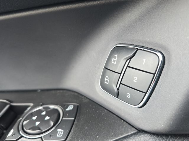 2021 Ford Expedition XLT:168632A