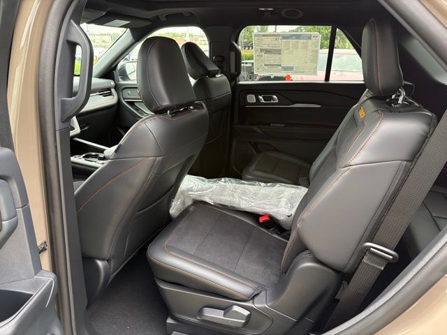 New 2026 Gray Ford Tremor image 7