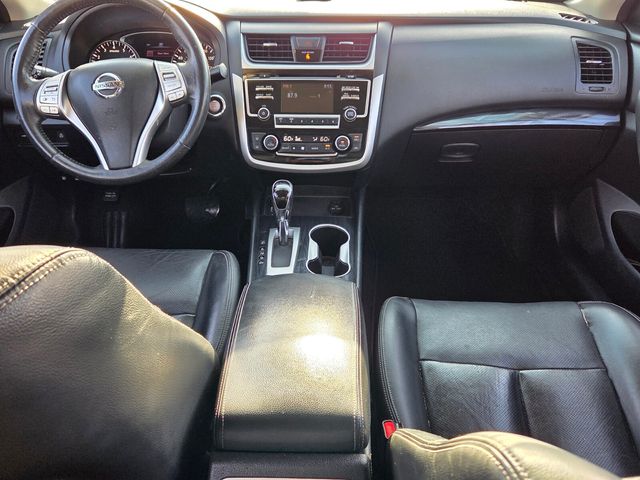 Used 2018 Silver Nissan 2.5 SL image 8